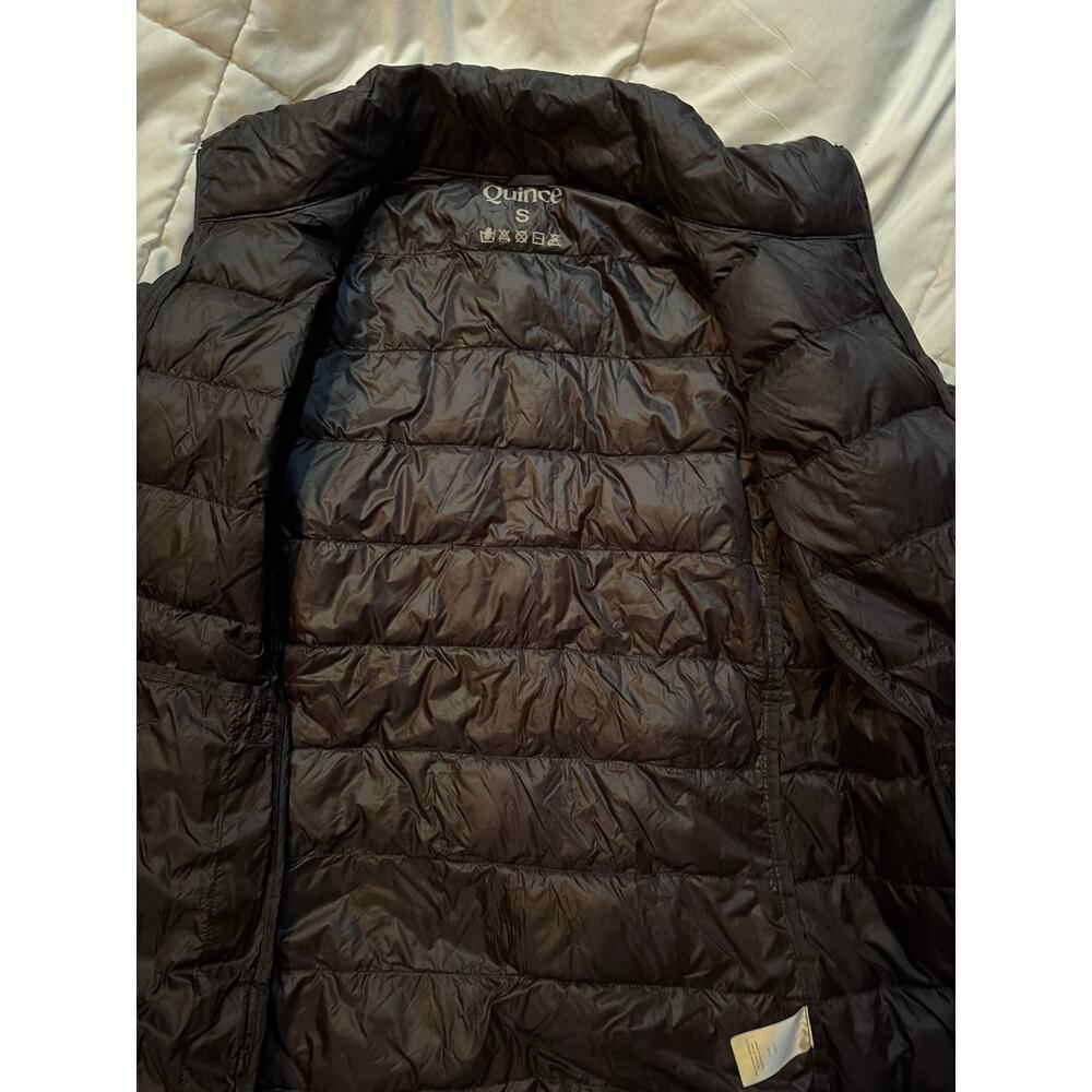 Quince Women’s Black Lightweight Down Puffer Jacket Size Small Packable - Picture 5 of 11